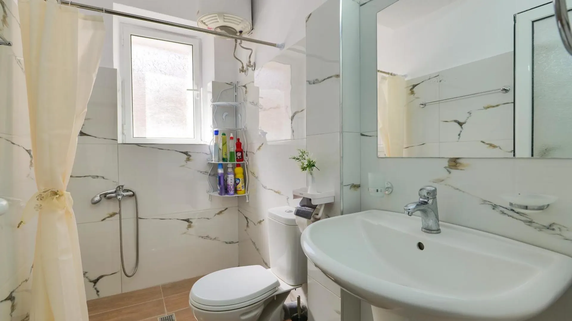 Elsa Apartment Sarande