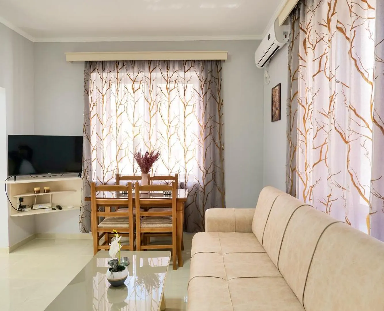 Elsa Apartment Sarande 0*,  Albania